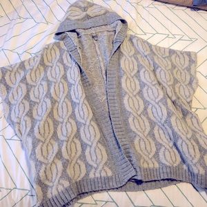 Aerie large/XL hooded poncho